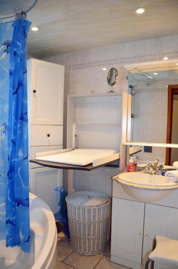 Gite Le Petit Coin De Paradis Sautin Montbliart Exteriör bild